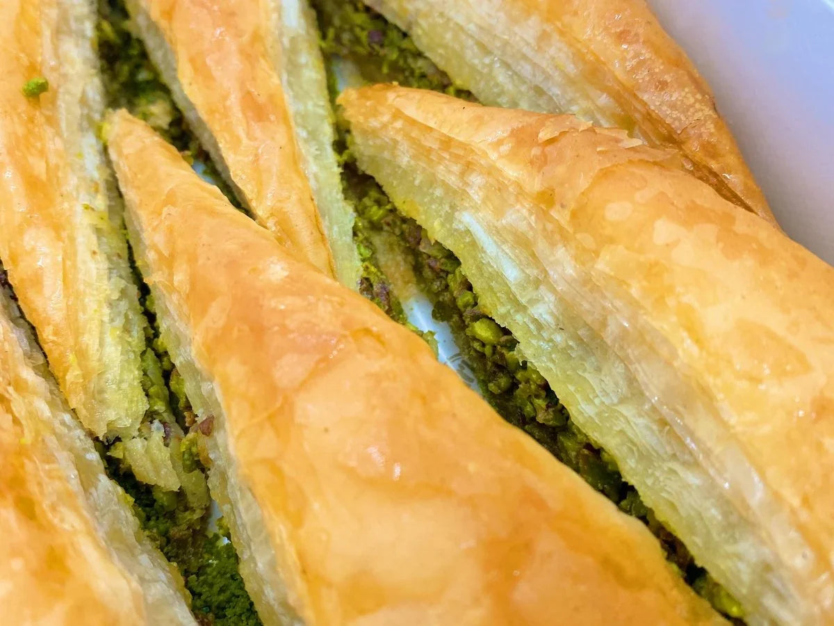 Celebiogullari | Antep Carrot Slice Baklava with Pistachio