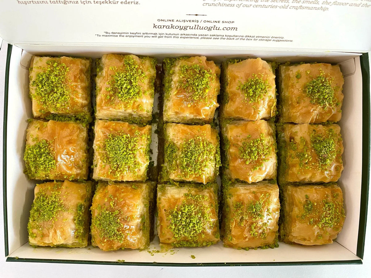 Karakoy Gulluoglu  Turkish Lasting Baklava with Pistachio
